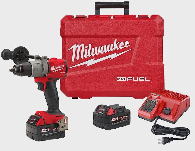 2904-22 Milwaukee M18 FUEL 1/2in Hammer Drill/Driver Kit