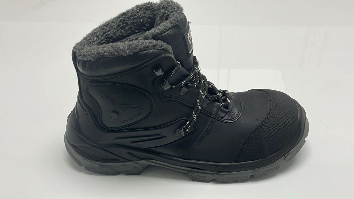 53-22768 EURO SECURITY SHOES SIZE: US(9) COLOR : BLACK