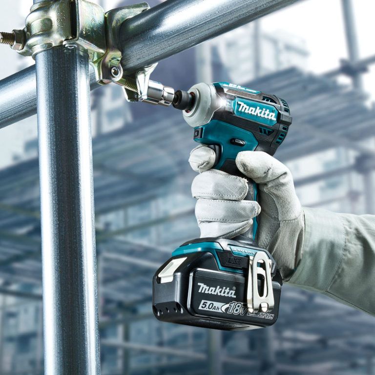 DTD154 1/4" Cordless Impact Driver with Brushless Motor