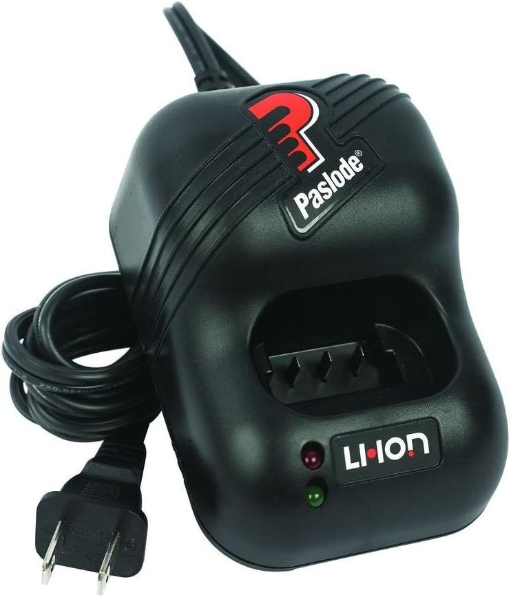 902667C-1 PASLODE IMPULSE LITHIUM CHARGER W/ 1 BATTERY PRE-PACK