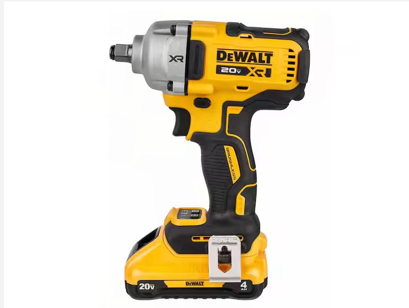 20V MAX XR Lithium-Ion Cordless Brushless 1/2 in. Impact Wrench with Hog Ring Anvil with 4 Ah Battery