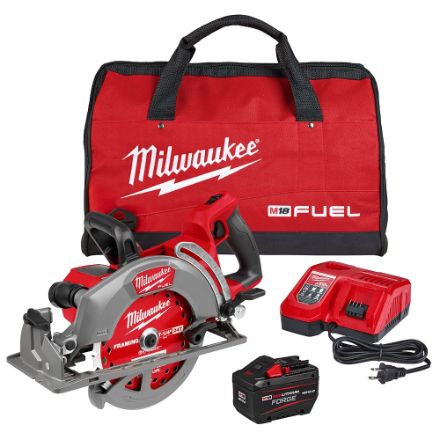 Milwaukee Tool M18 FUEL 18V Lithium Ion Brushless Cordless 7-1/4in Rear Handle Circular Saw Kit w/ (1) 12.0Ah FORGE