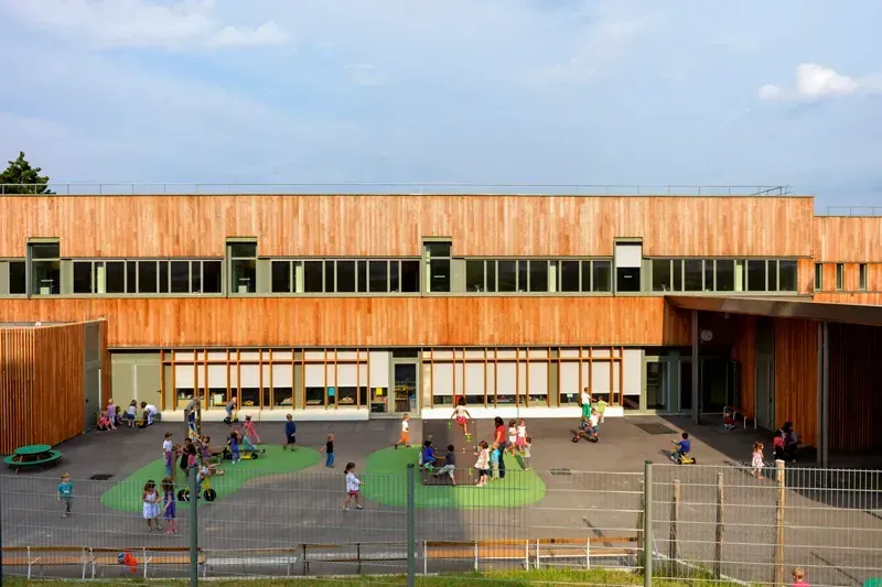 Groupe Scolaire Parc de Diane - Réhabilitation - Jouy-en-Josas (78) Groupe Scolaire Parc de Diane - Réhabilitation - Jouy-en-Josas (78)