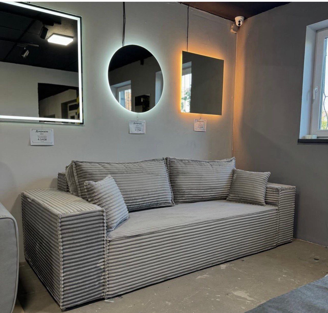 Boxspringschlaffsofa Fetty velvet