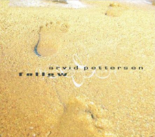 CD: FOLLOW Inkl. sangtekster og besifring. Gratis frakt