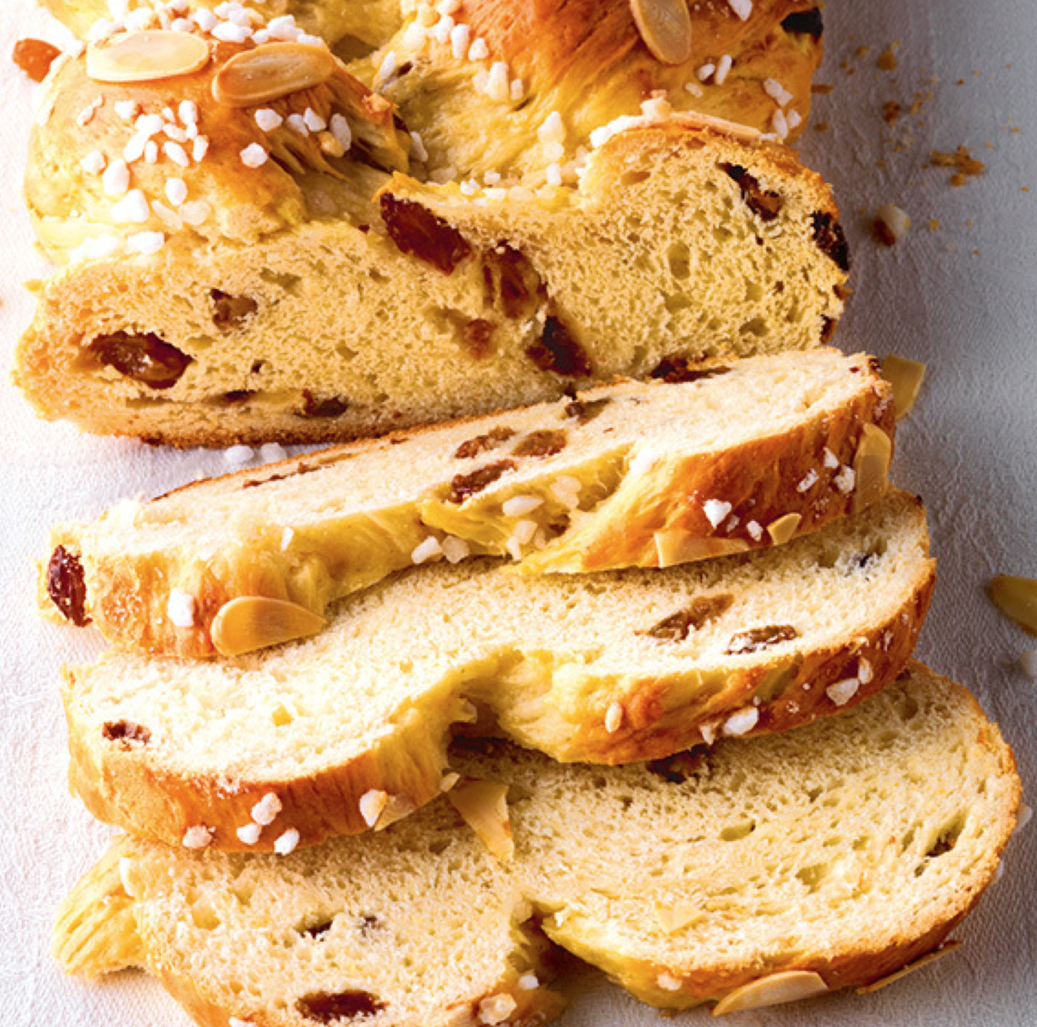 Braided yeast loaf with Raisins (Hefezopf auf Schwäbische art)