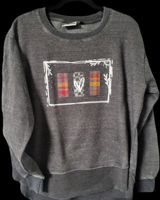 Easy Wear high low hem. Gray color