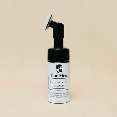 Men’s Face Foaming Cleanser With Built In Silicone Scrub Brush
