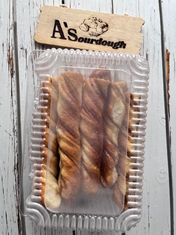 A&#39;s Sourdough Cinnamon twists