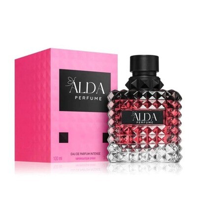 Pinkie. Chic Perfume