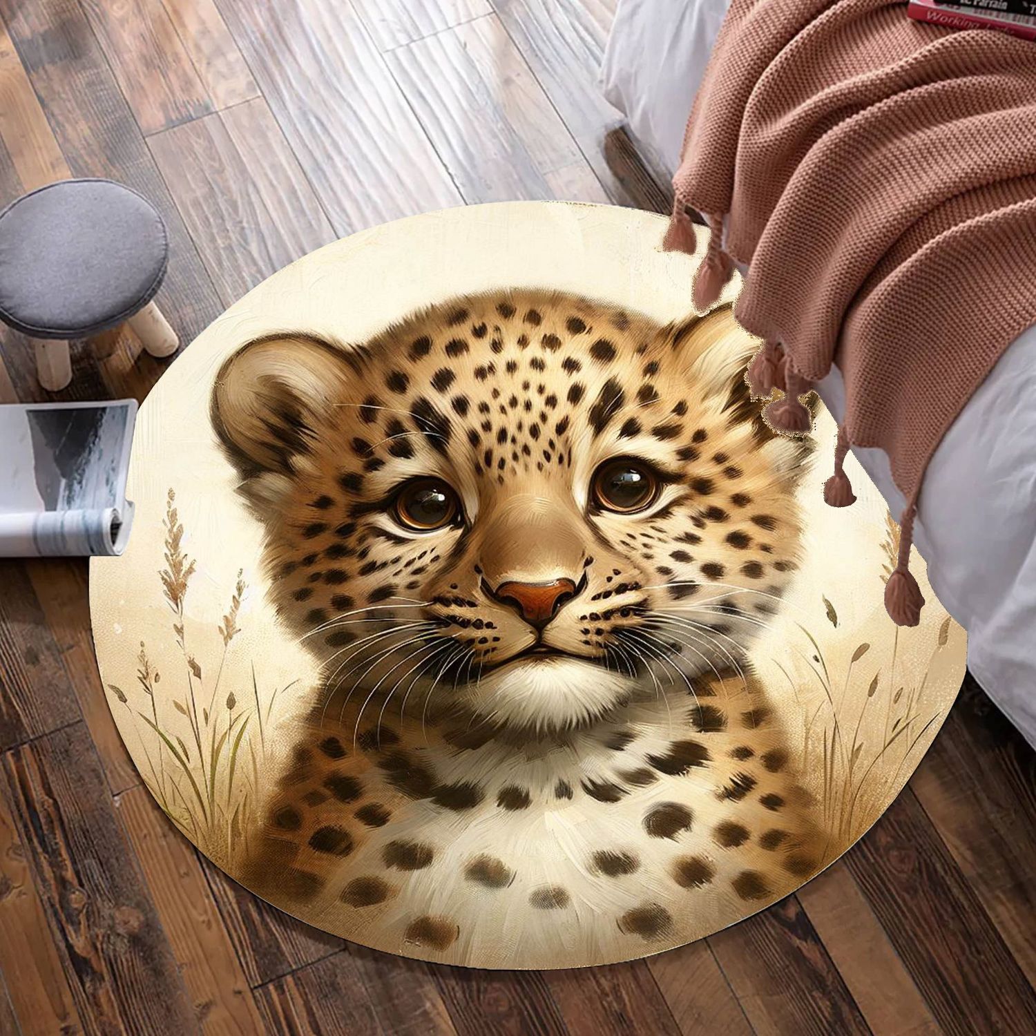 Leopard round rug