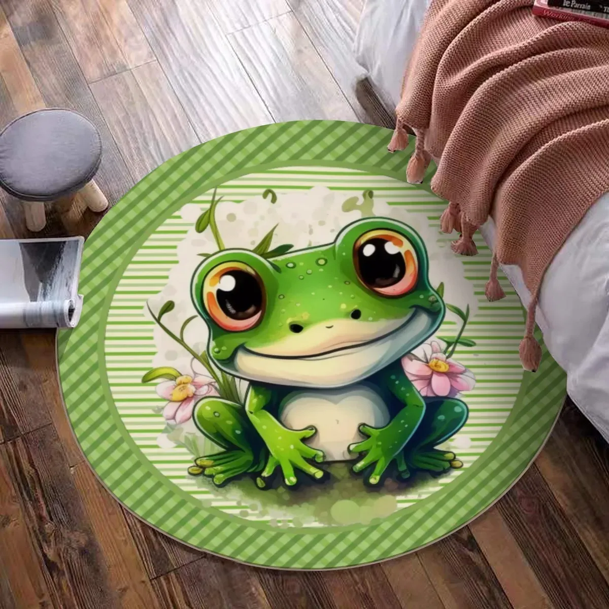Green Frog Round Rug