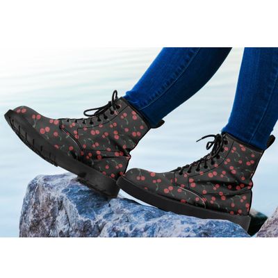 Schwarze - Rote Kirschen Lederstiefel