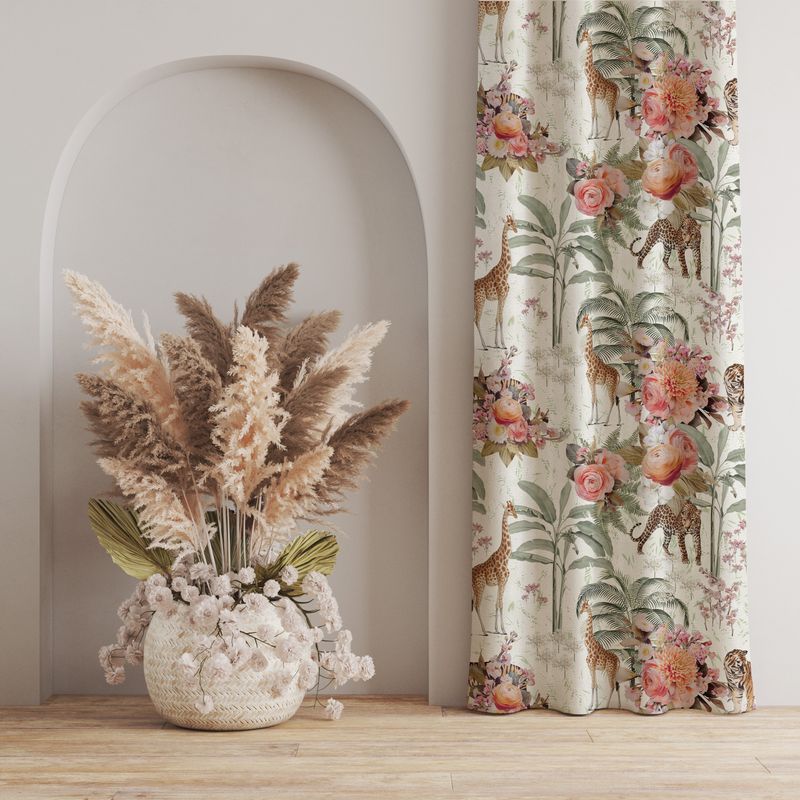 Blackout curtain Exotic wildlife