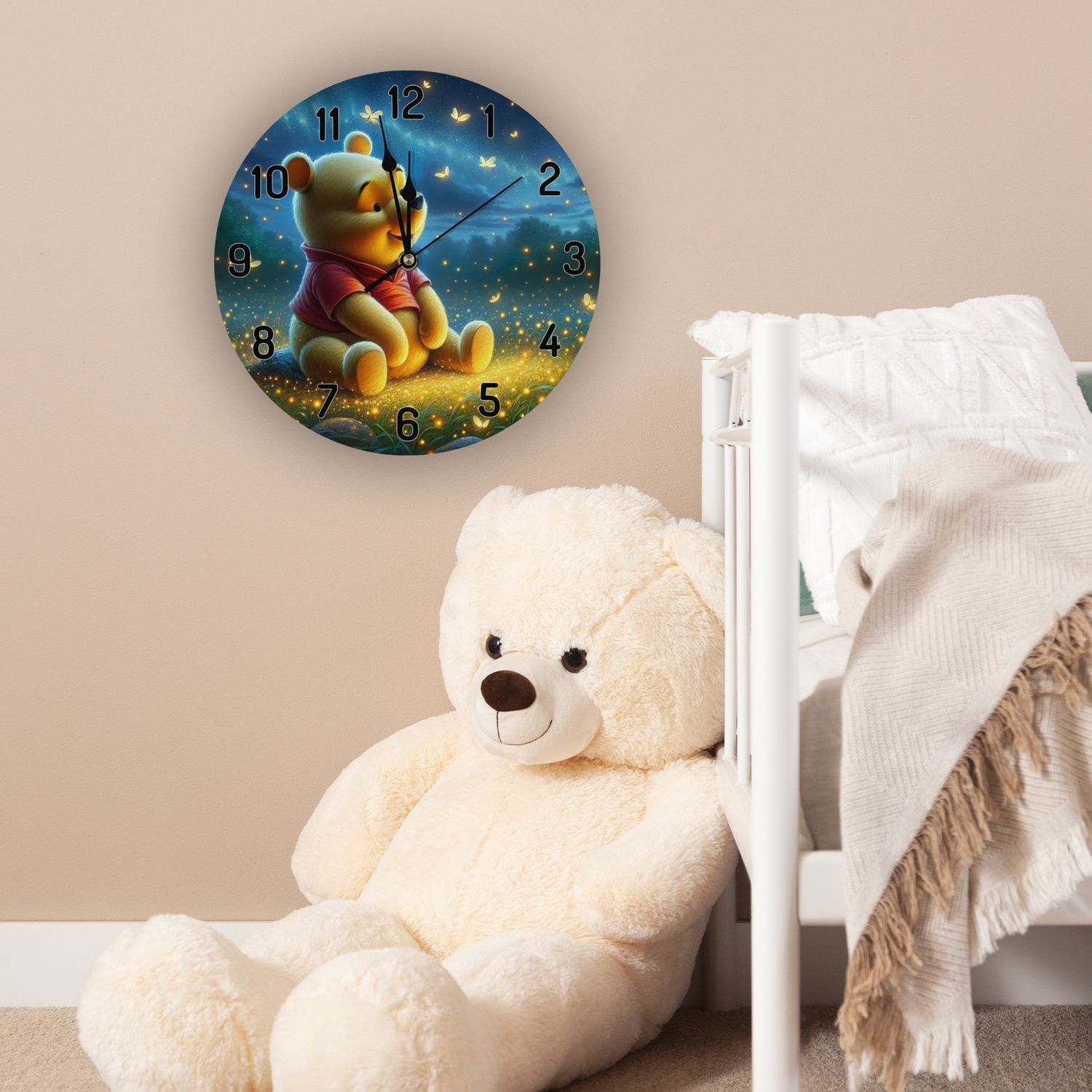 Wooden wall clock - Winnie the Pooh fireflies motif