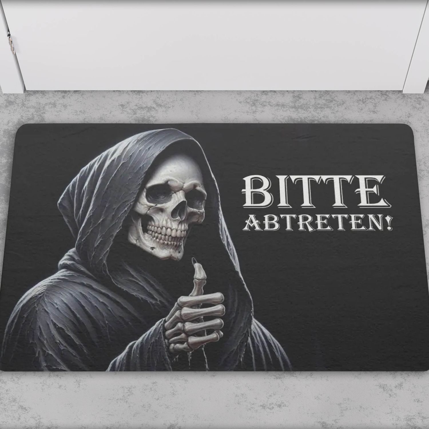 Black doormat &quot;Please leave!&quot; with Grim Reaper motif