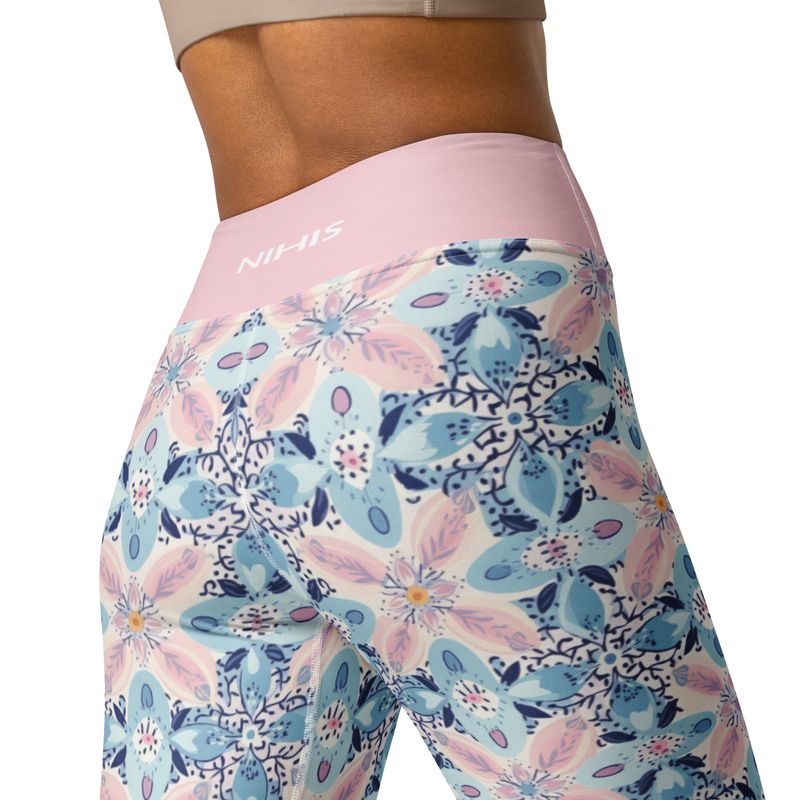 Pastel colored Bohoman high-waist leggings