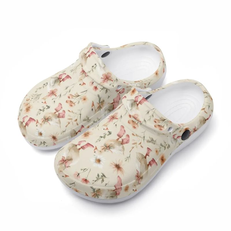 Closed clogs - geese in rubber boots
