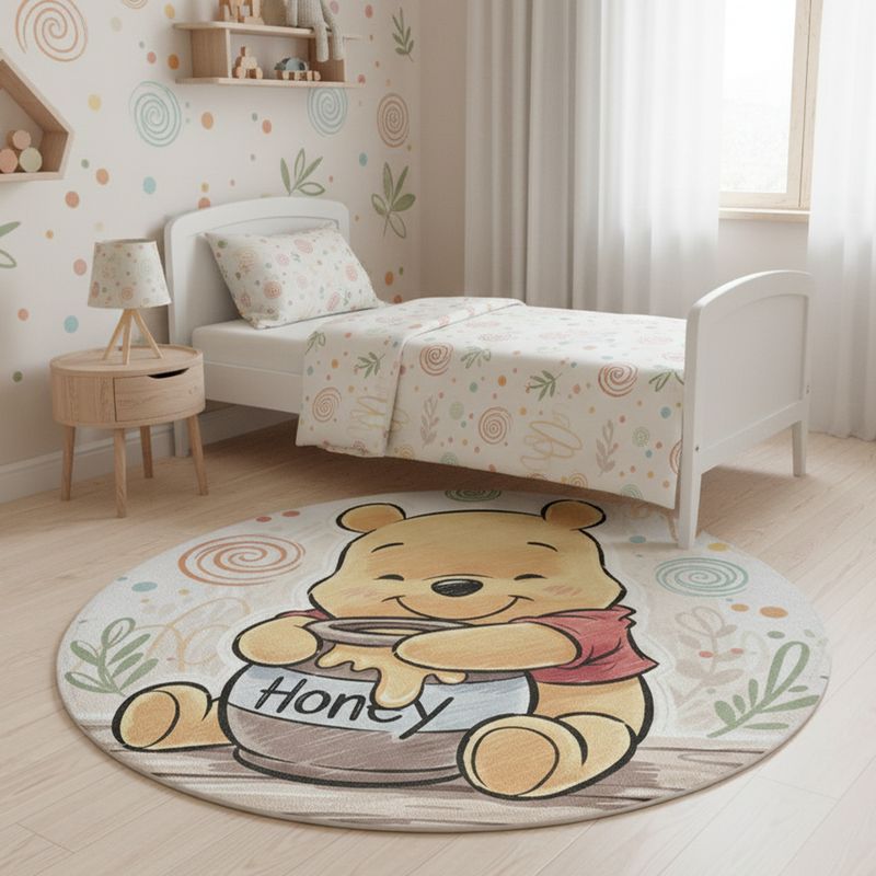 Round rug with Winnie the Pooh