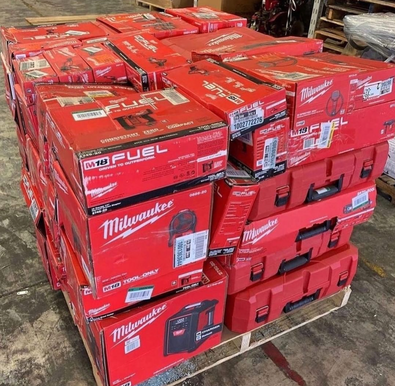 MILWAUKEE TOOL PALLET A13