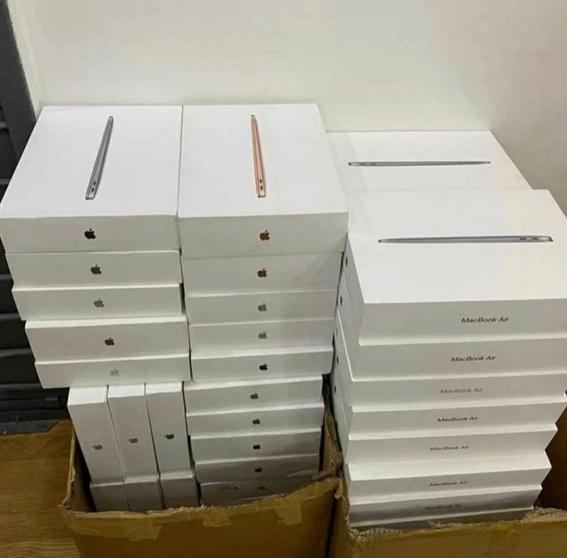 Apple MacBook Air (2020 Model) – Wholesale Lot – 10 Units per Pallet – All Brand New – Mixed Colors