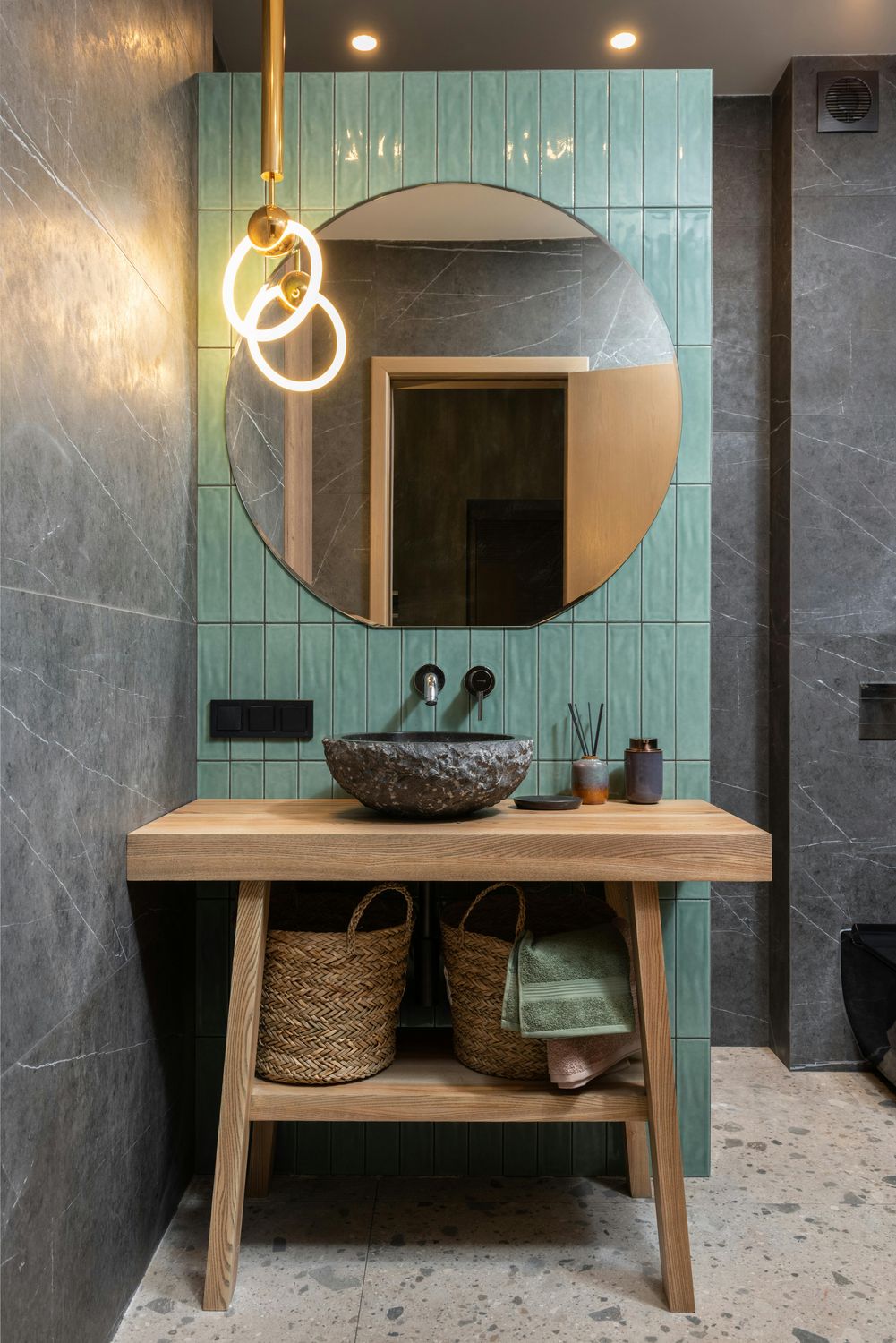 Mobile da bagno in legno massello