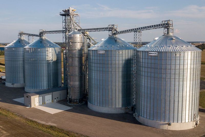 Commercial Grain Bins