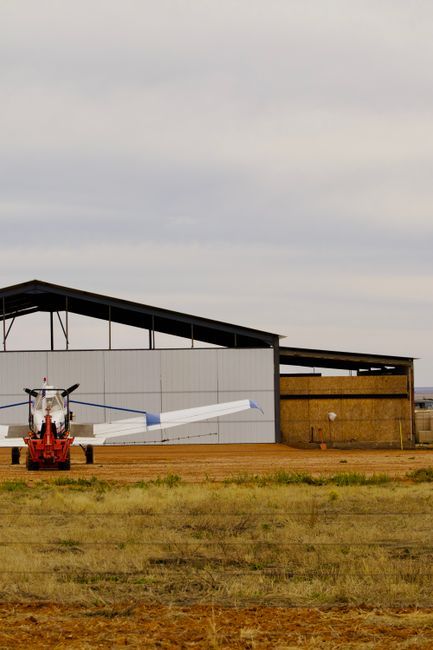 300x600x40 Aircraft Hangar