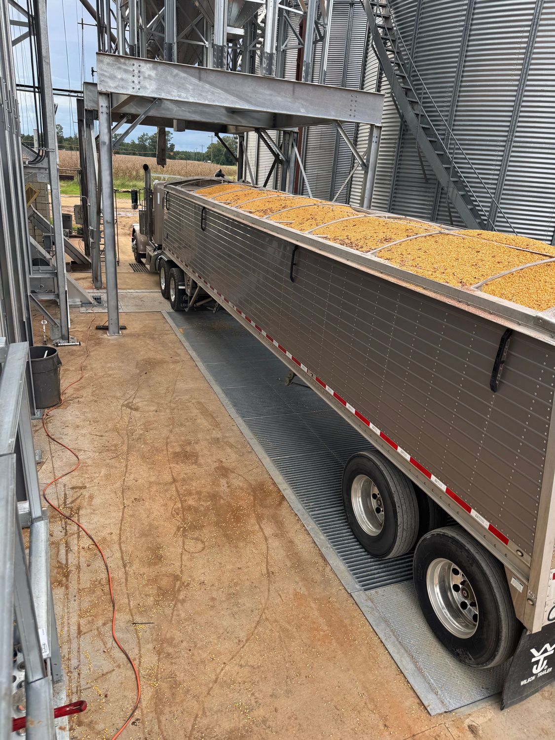 Dual Dump Pit