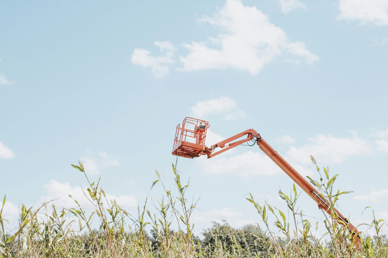 Scissor Lift — Farmer Surplus