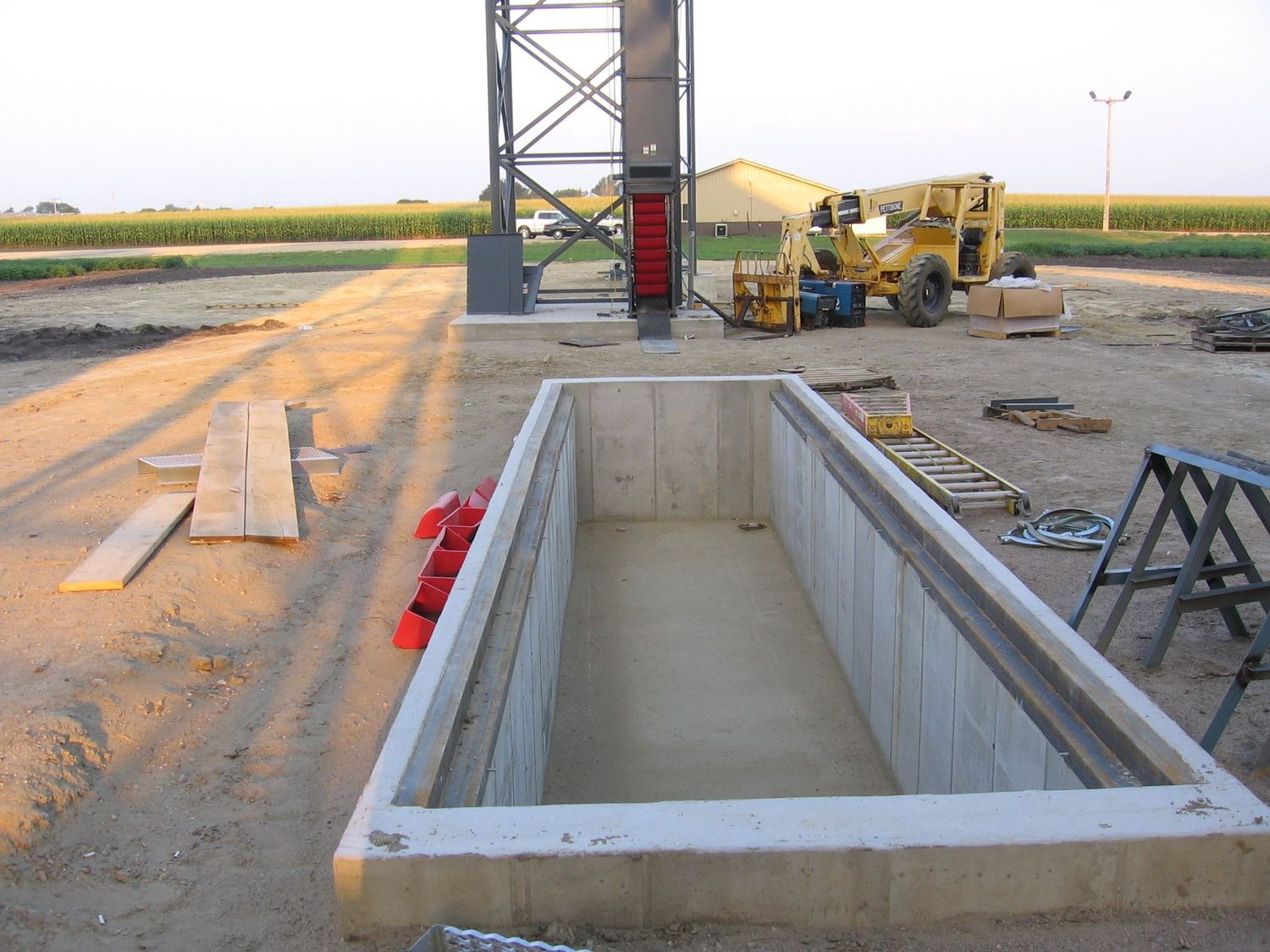 Grain Pit