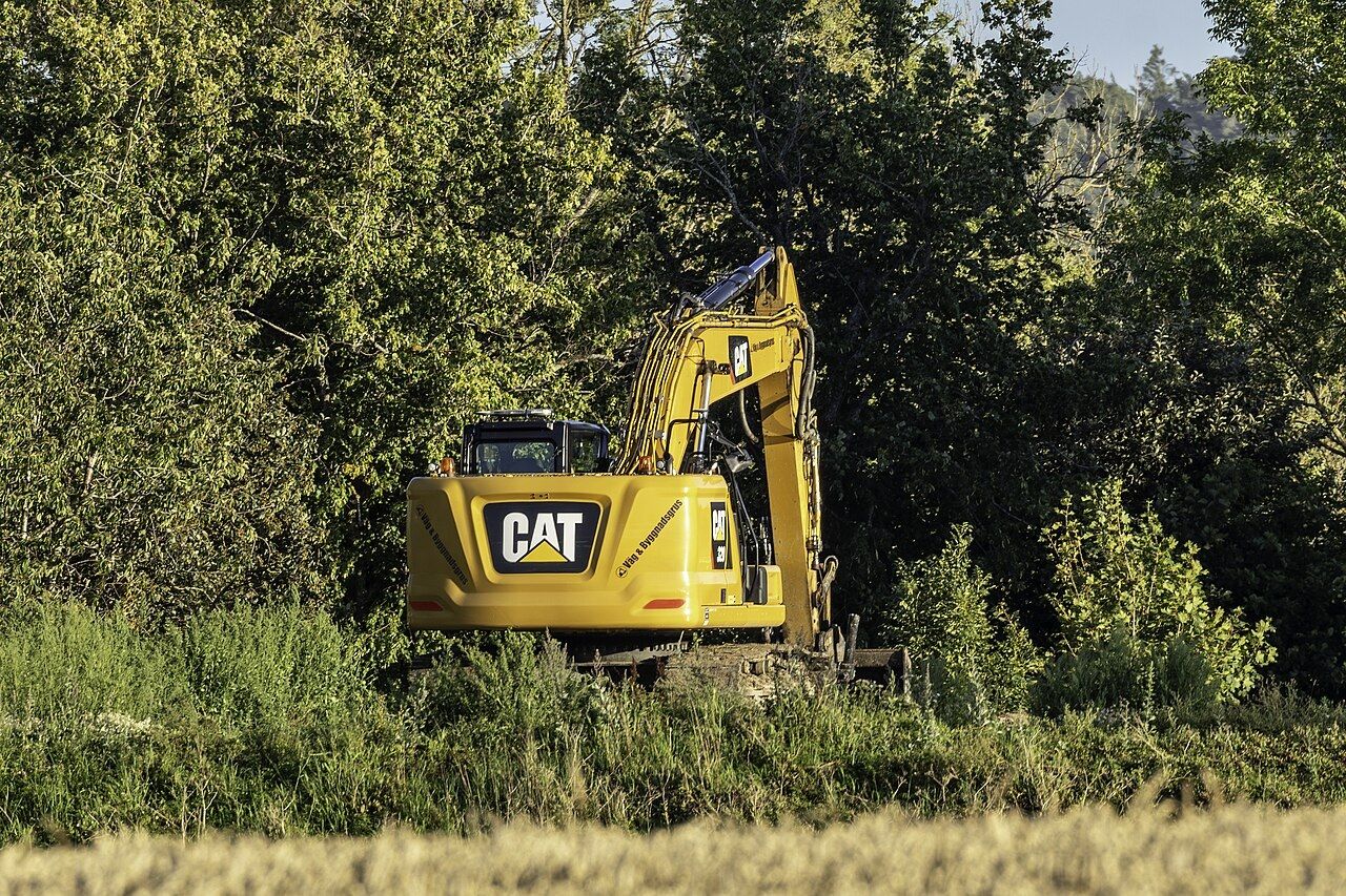 Representative photo: 80K-class excavator rental