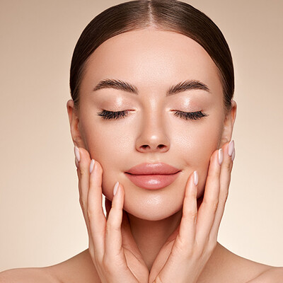 Full Face Wax (chin, eyebrows, sideburns, lips)