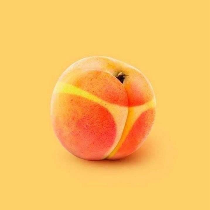 A Little Touch Up🍑