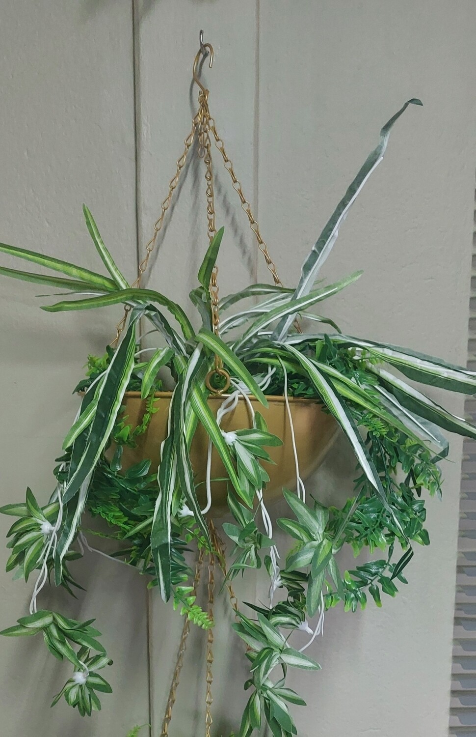 Iron hanging basket Flower pot medium 