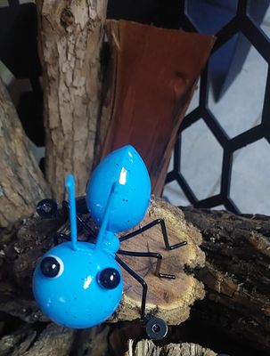 Ants Metal small