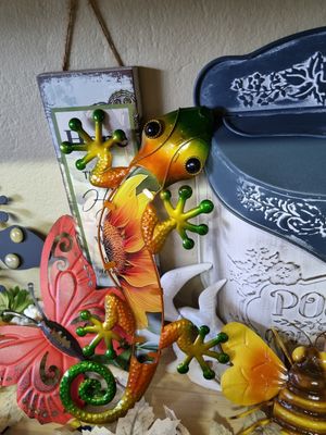 Metal Lizard Geckos Gecko Wall art glass body decor