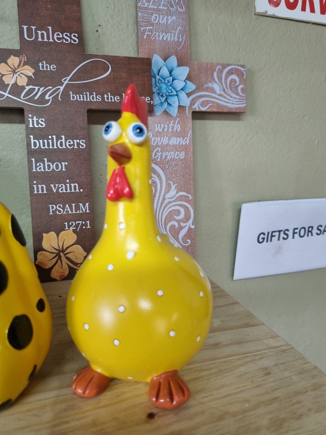 Resin Chicken ornaments 