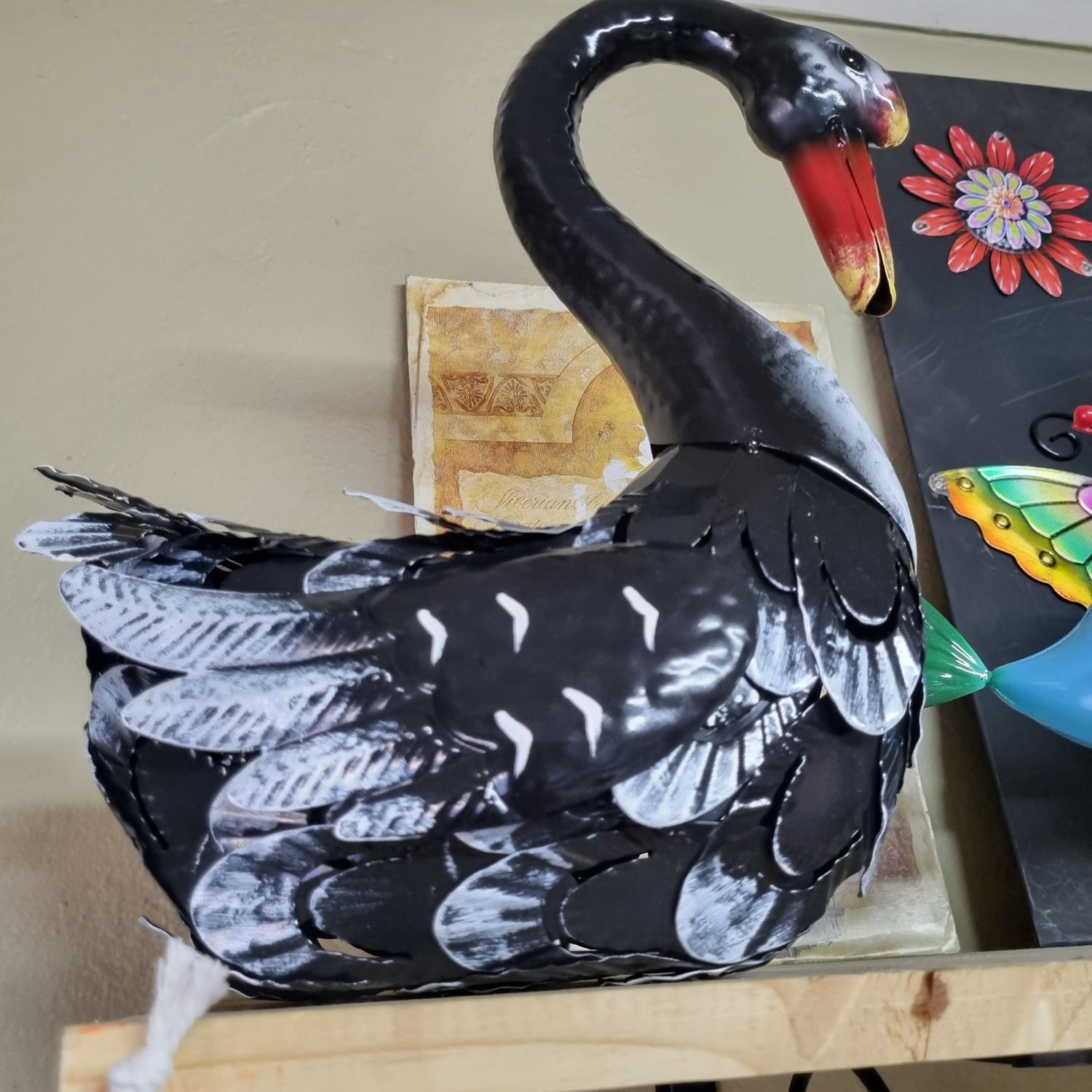Metal Swan Black 38cm