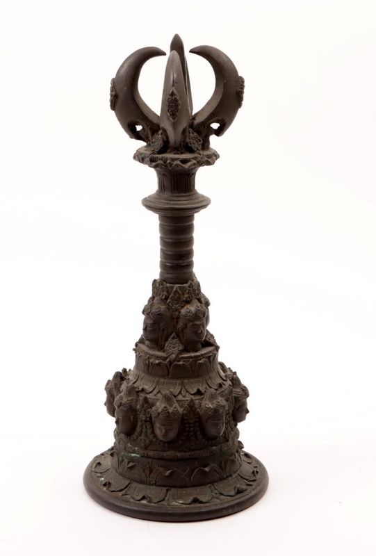 Tibetan patinated bronze ceremonial bell, so-called Vajra, 19th century. h. 29 cm​