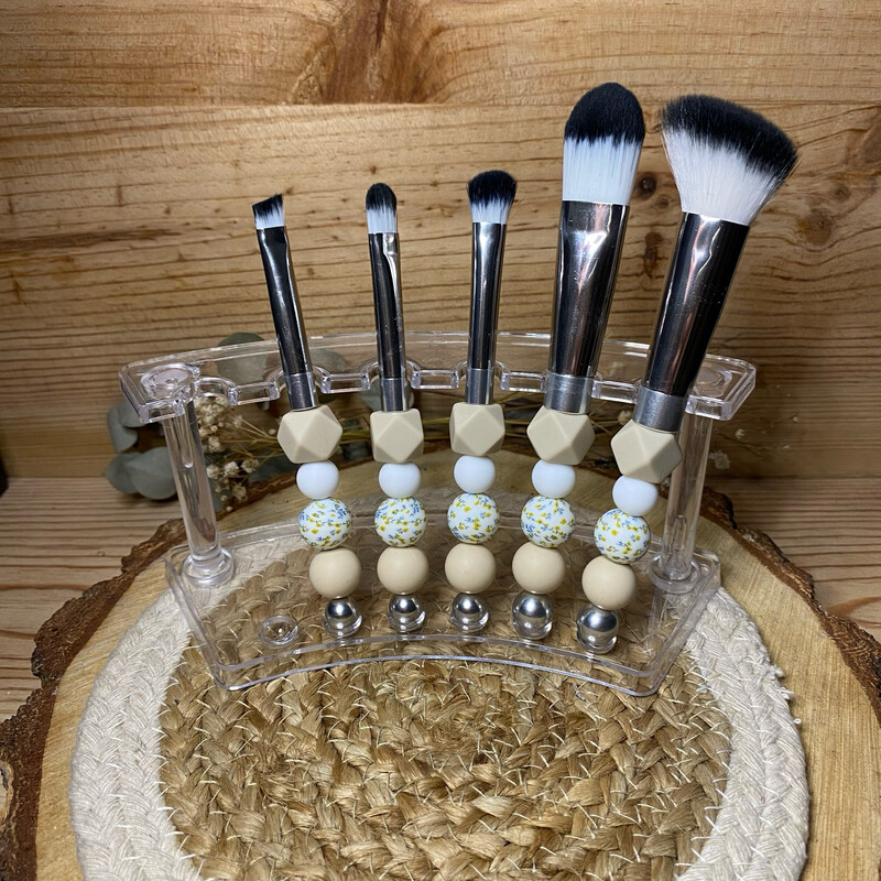 Set pinceaux de maquillage modèle « fleurs des champs »