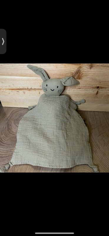 Doudou lapin « Kaki  »