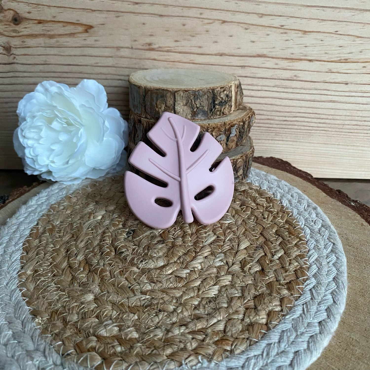 Jouet de dentition « Feuille de monstera rose »