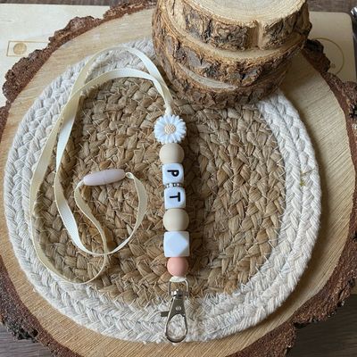 Tour de cou porte-badge/clés modèle « fleur blanche »