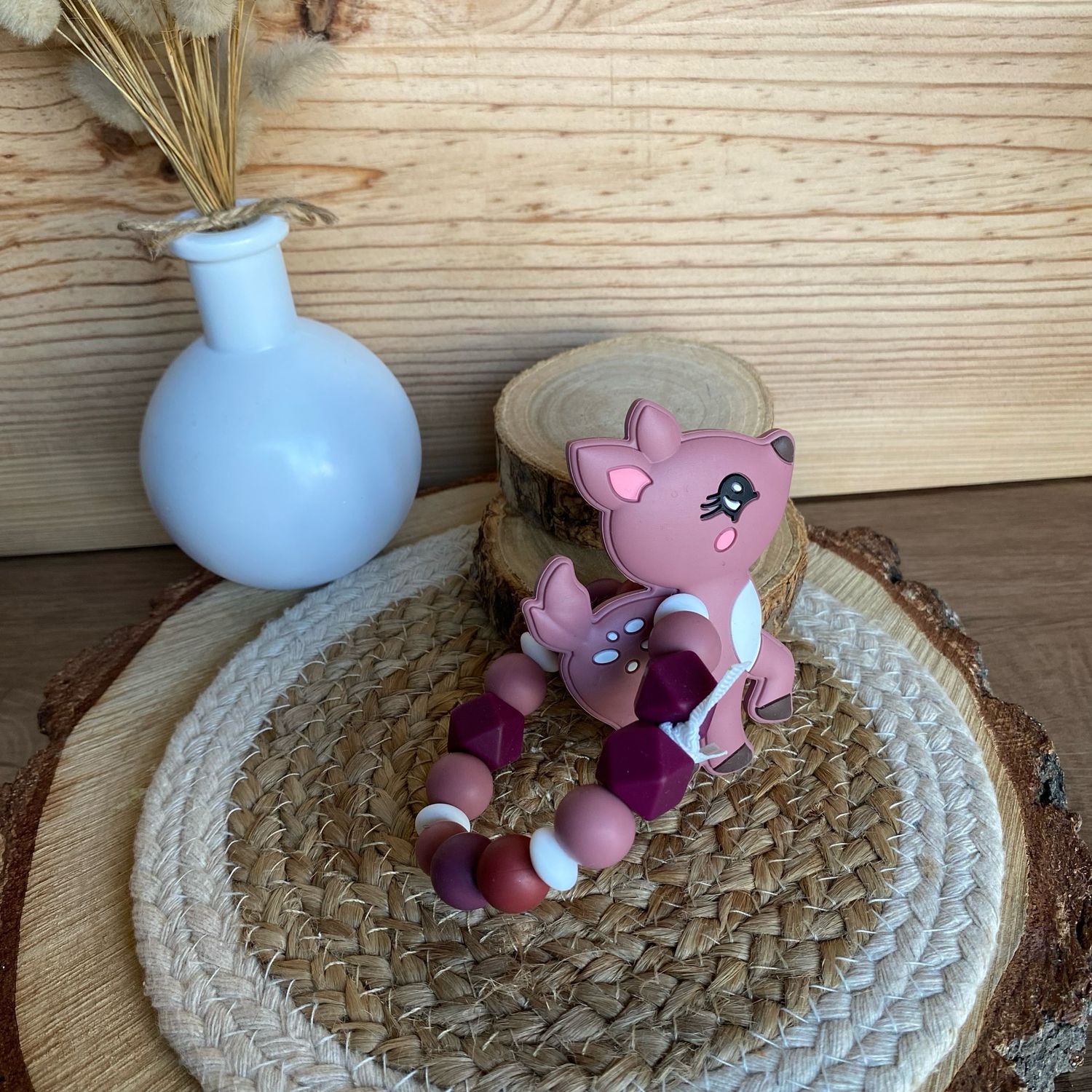 Anneau de dentition modèle « Biche vieux rose »