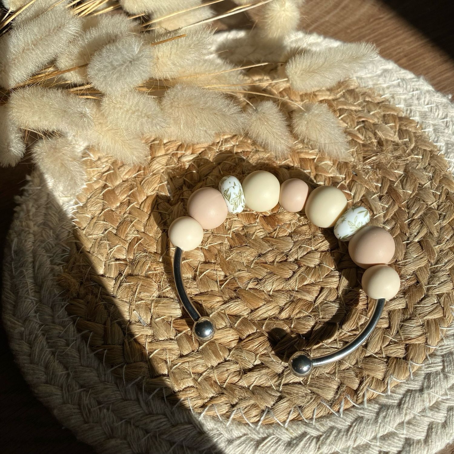 Bracelet à perles fleuries