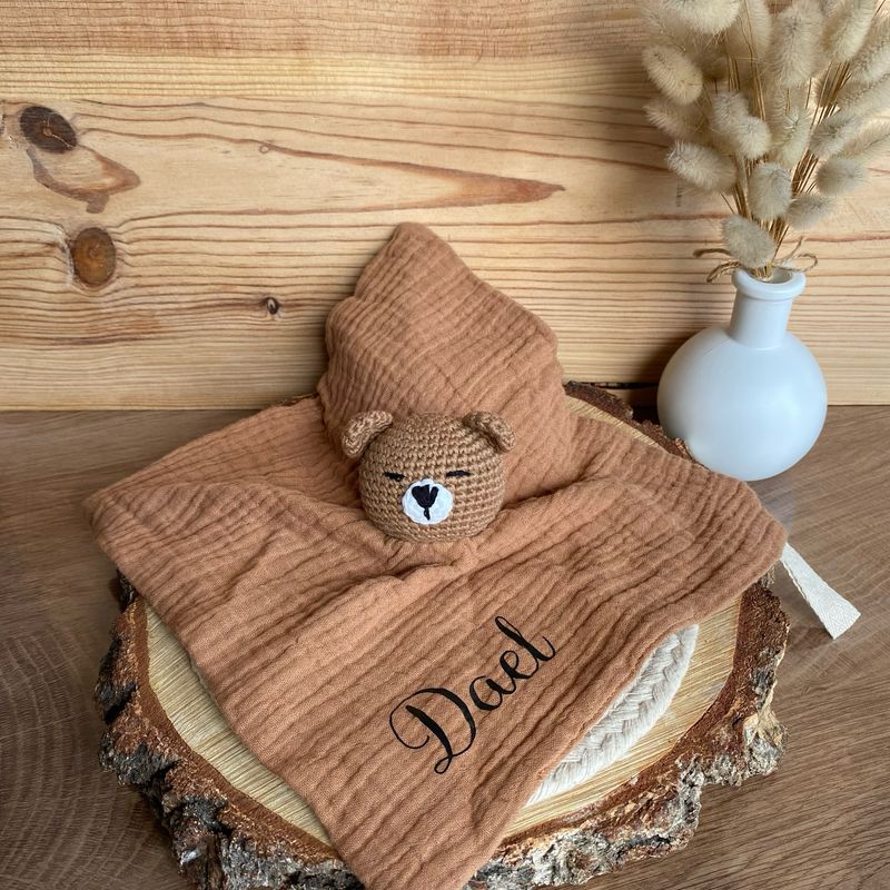 Doudou ours crochet « marron »