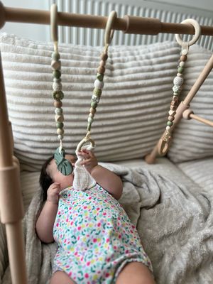 Lot 3 suspensions : jeux d’éveil pour arche 