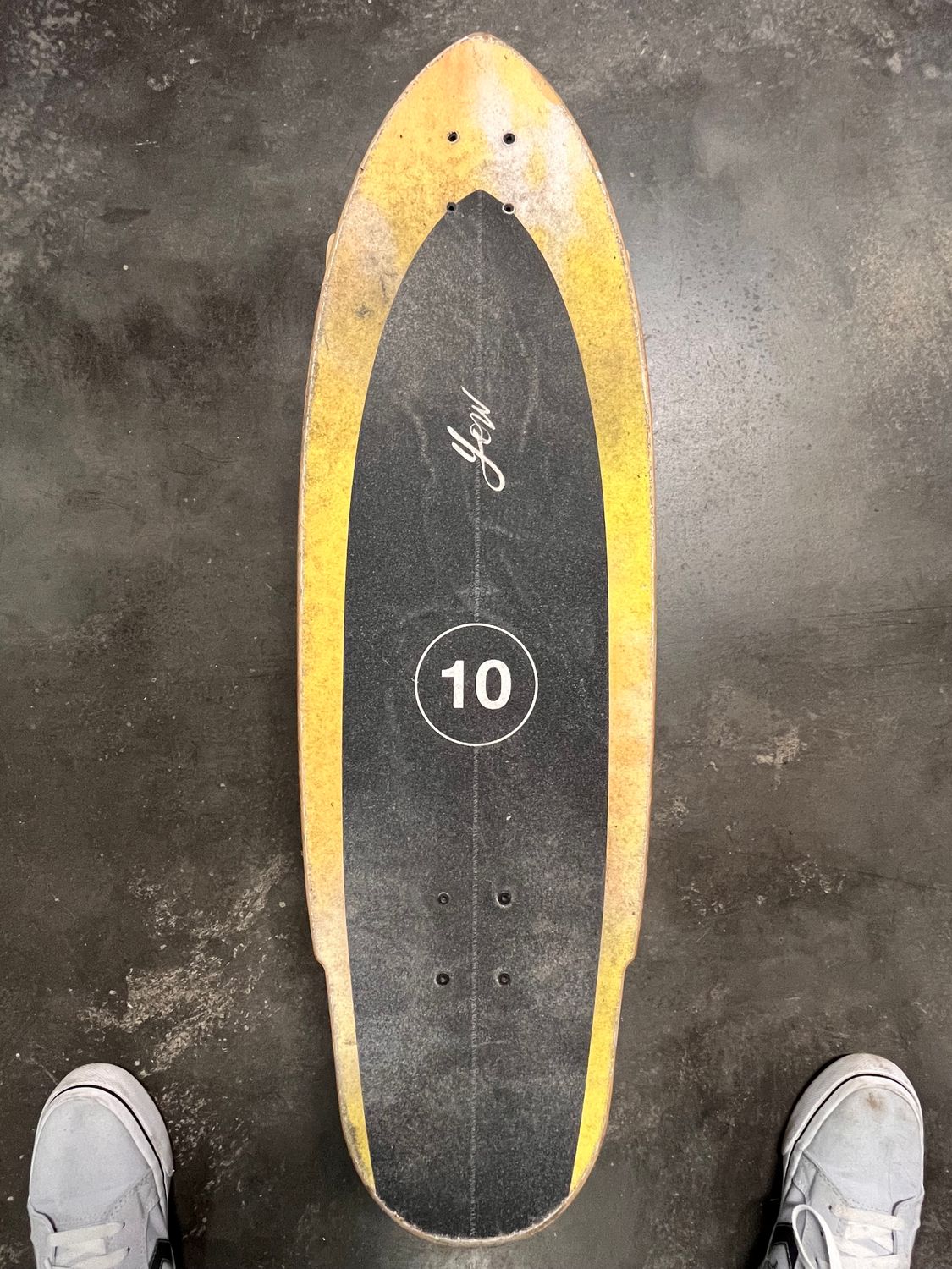 SURFSKATE riedlentė YOW - Medina Tie Dye 33″