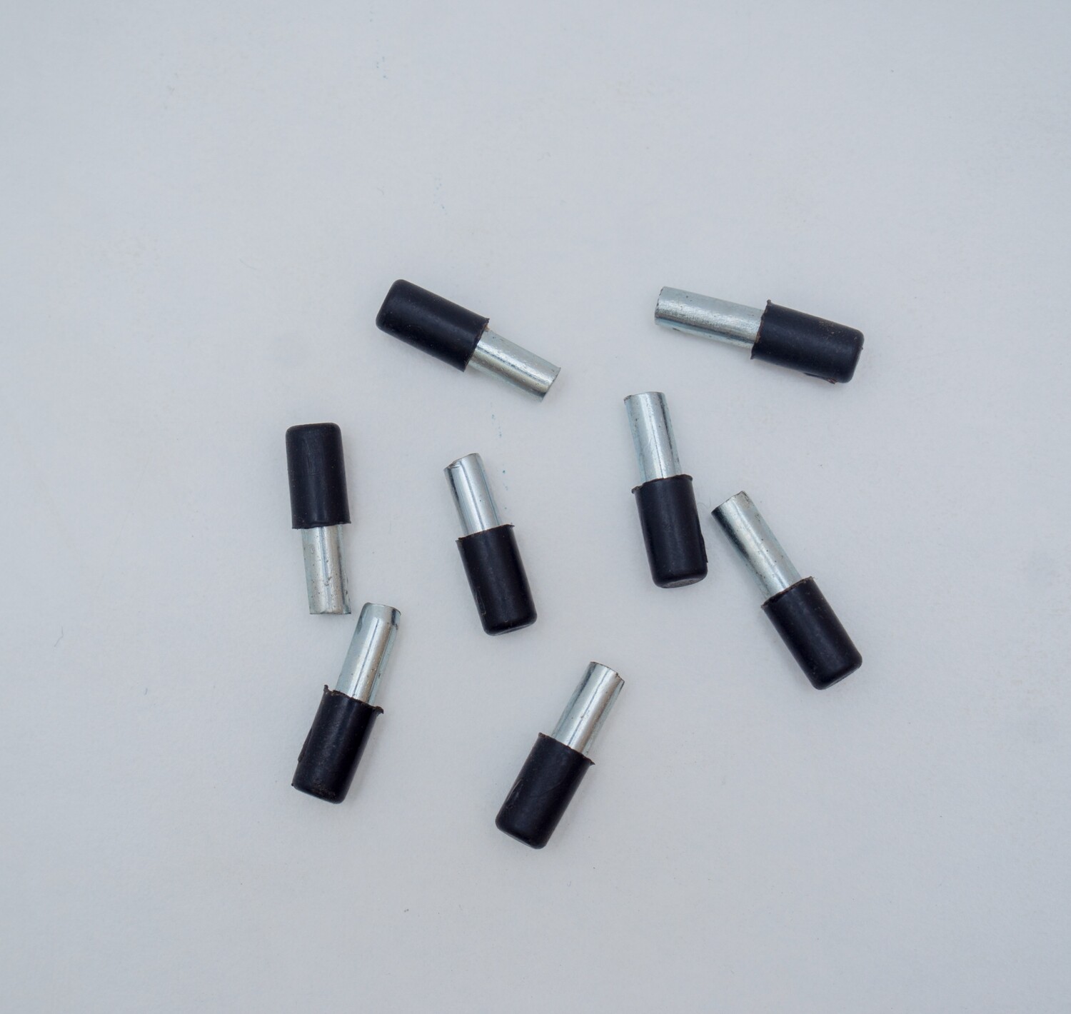 SHELF PINS BLACK - ST00016